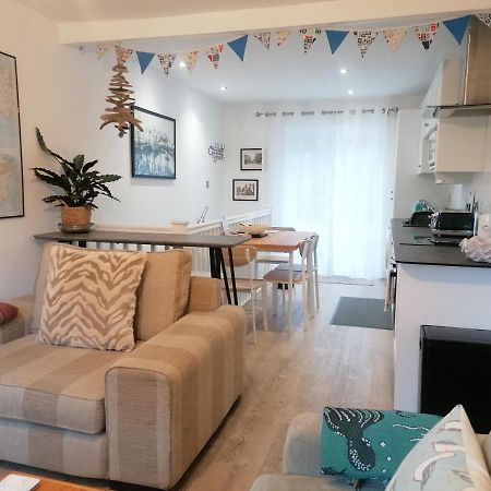 Starboard Side Brixham - Ideal Seaside Getaway With Parking Zewnętrze zdjęcie